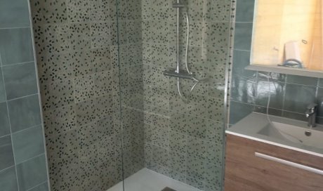 Rénovation complète d'une salle de bain à Courpière